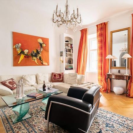 Ferienwohnung Imperial Gem . Flamboyant Studio . Heart Of Wien Exterior foto
