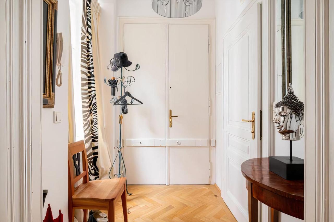 Ferienwohnung Imperial Gem . Flamboyant Studio . Heart Of Wien Exterior foto